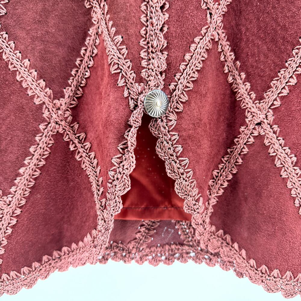 Vintage 90s Double D Ranchwear Maroon Genuine Suede Concho Button Vest - Picture 4 of 9